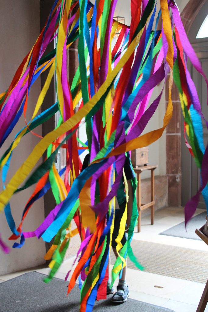 Segensring: Kinderkathedrale bringt frischen Wind in die Kirche